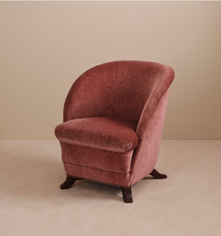 MADAME ARMCHAIR